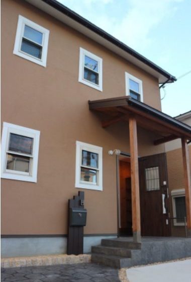 カフェスタイルのママンの家